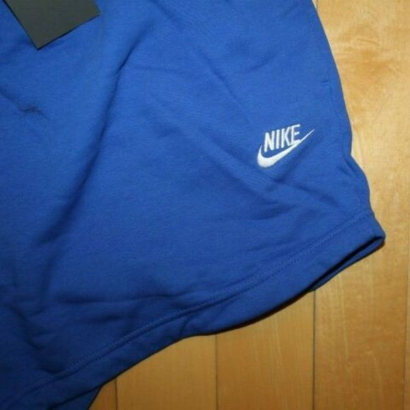NWT NIKE WOMEN'S‎ PLUS SPORTSWEAR FLEECE SHORTS ROYAL BLUE - Picture 2 of 3
